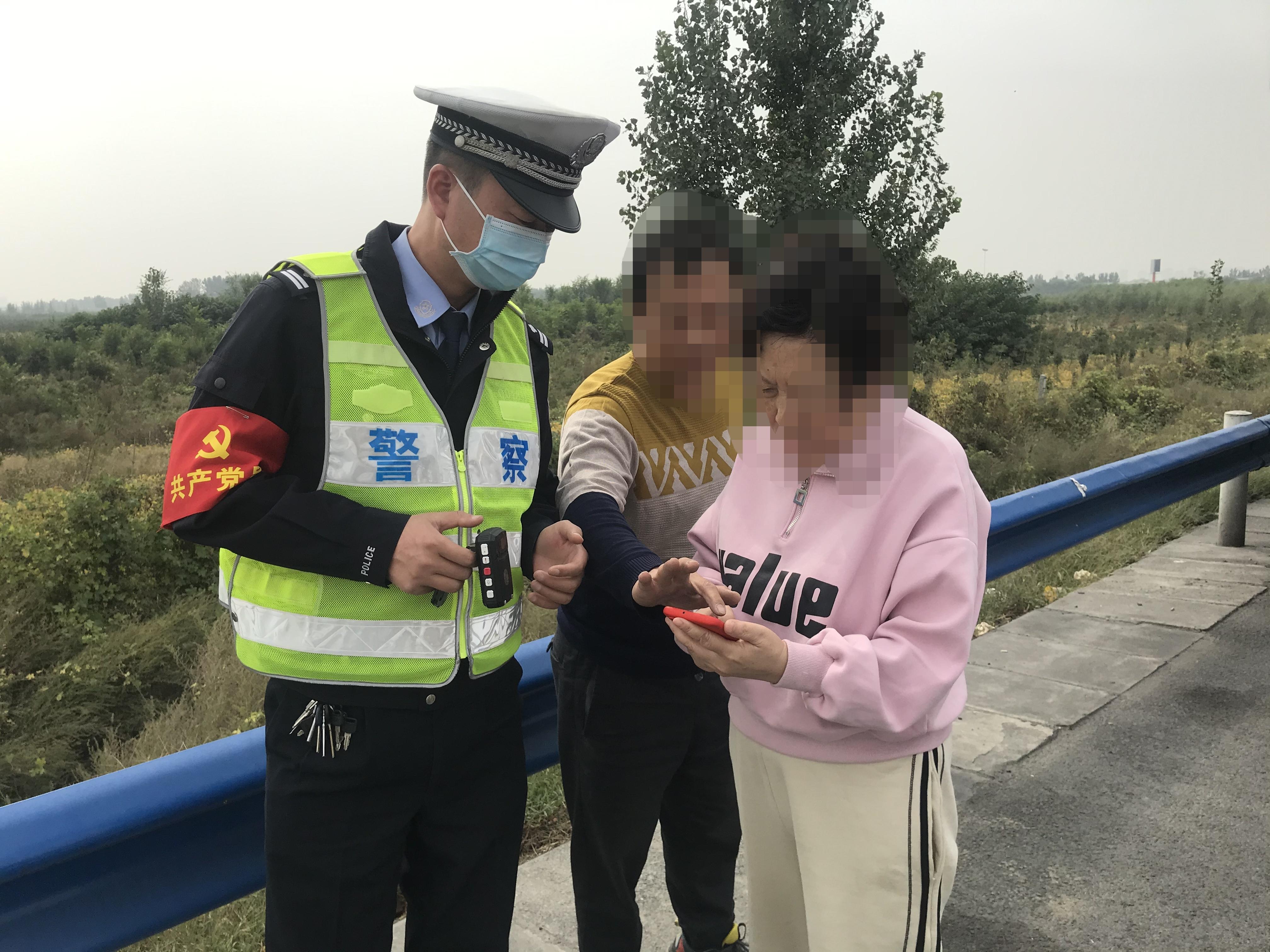 警方通报，私家车追尾客车事故细节曝光