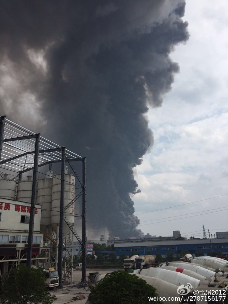 湖北荆州航空器坠落起火事件深度剖析