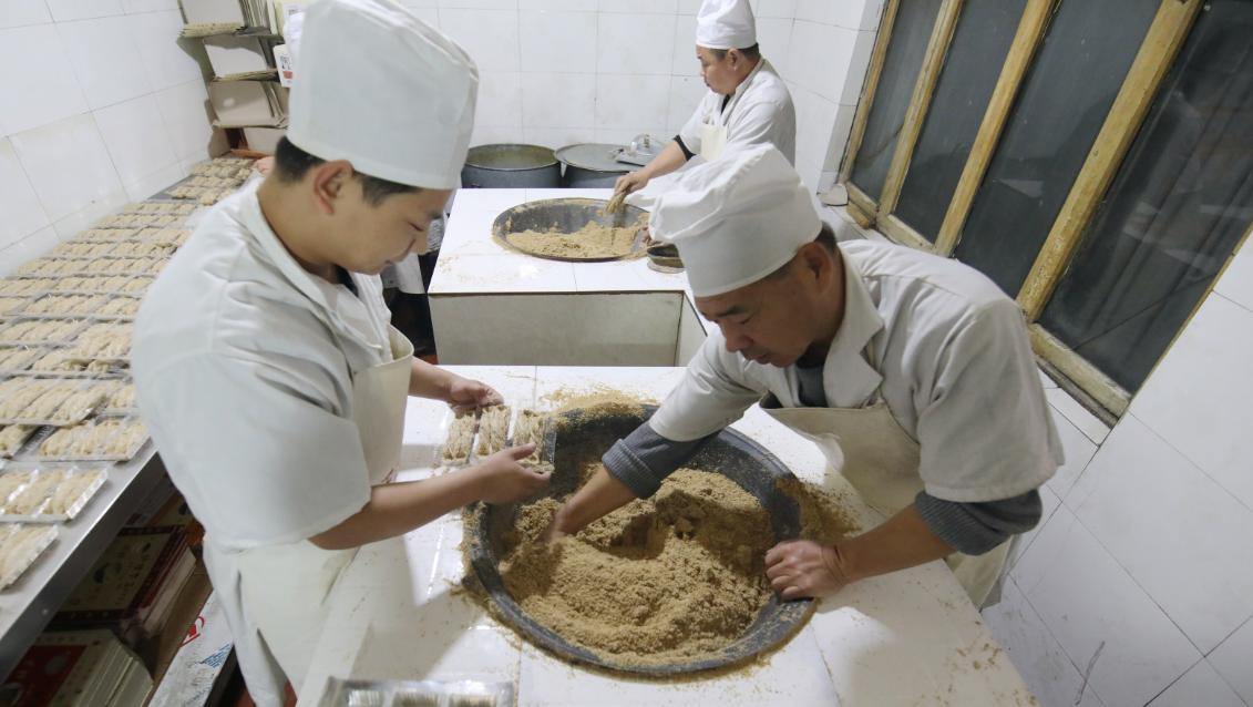 节日美食，打造旅游吸引力的秘诀