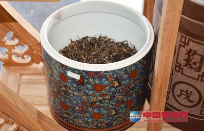 茶叶储存防潮防味技巧解析