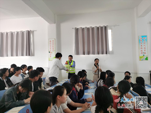 学校与家庭携手推动青少年心理健康教育的重要性